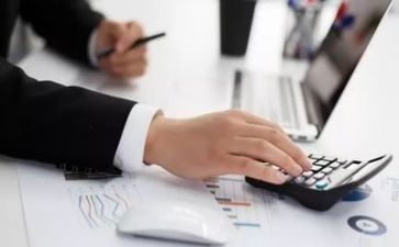关于财务年工作计划范文通用8篇