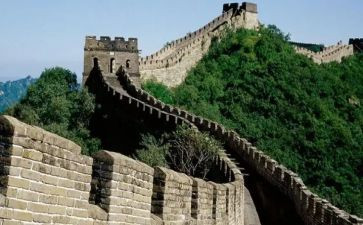 关于长城的英语小作文5篇