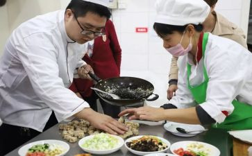 后厨转正申请书模板6篇
