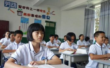初中生学生演讲稿7篇