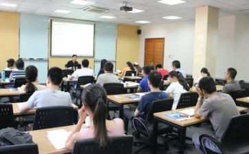 大学月工作总结参考5篇