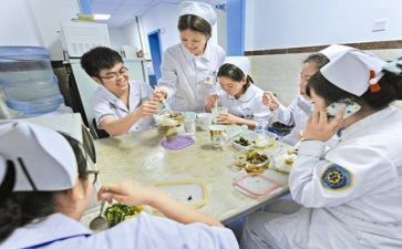 2024年护士年终总结优秀8篇