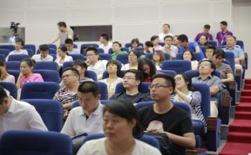 听教师成长讲座心得体会7篇