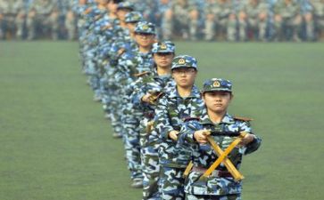 带军训的自我鉴定表100字5篇