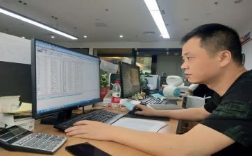 学生管理干事述职报告6篇