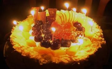 唱生日歌作文模板5篇