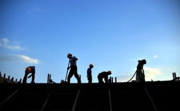 2024年施工员述职报告参考5篇