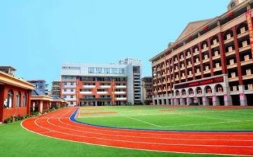 夸学校的演讲稿参考5篇
