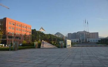 中专学校自我鉴定通用5篇