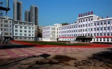 中专年度总结5篇