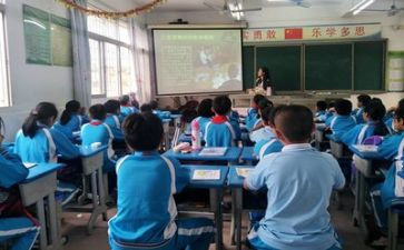 校园贷班会演讲稿模板8篇